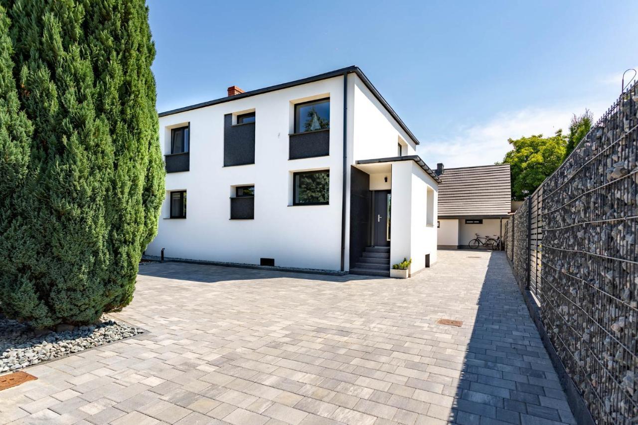 Trzy Rybki - Belona Dom Z Basenem I Jacuzzi Puck Exterior foto
