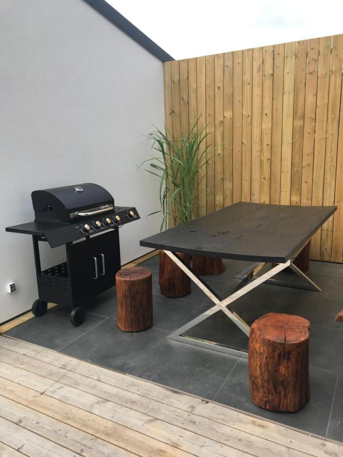 Trzy Rybki - Belona Dom Z Basenem I Jacuzzi Puck Exterior foto